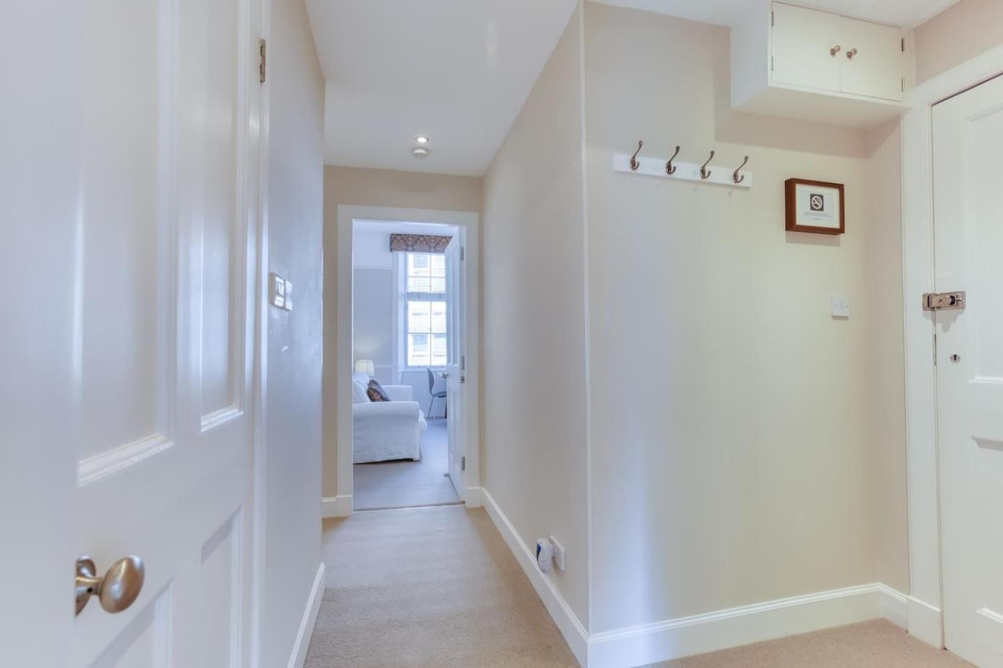 West Port - 2Br In The Heart Of The Old Town Just Off The Grassmarket Edinburg Exteriör bild