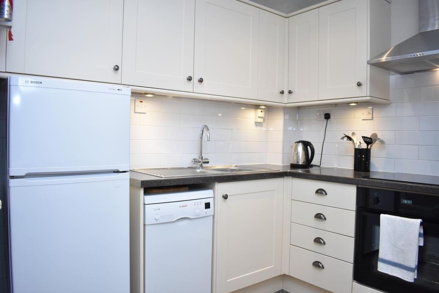 West Port - 2Br In The Heart Of The Old Town Just Off The Grassmarket Edinburg Exteriör bild
